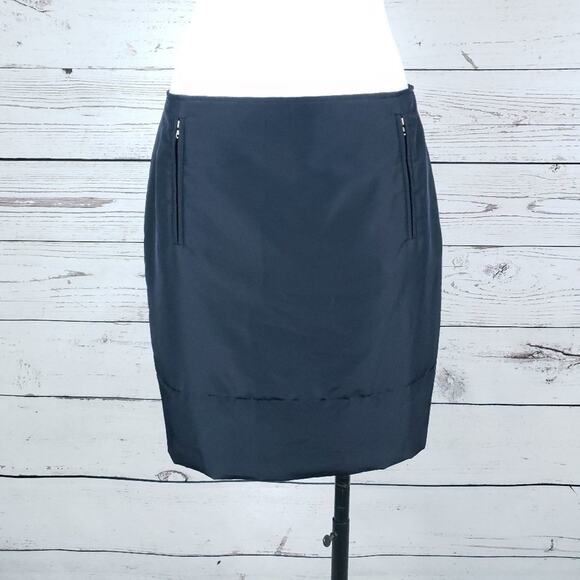 Weekend by MaxMara Black Quilted Mini Skirt w/ Pockets Women’s Size 8 - Picture 1 of 10